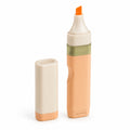 Orangefarbener Textmarker mit Breiter Spitze und Neonfarbe